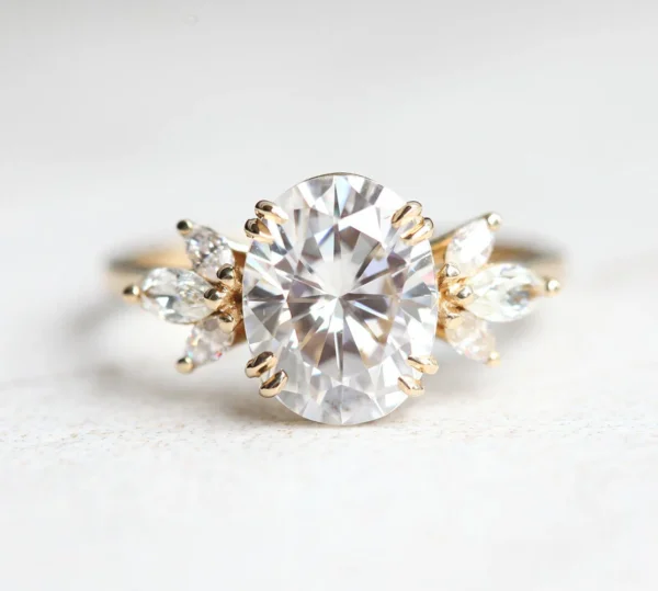 Capucinne Diamond Ring