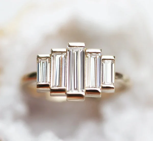 Capucinne Daphne Baguette Diamond Ring