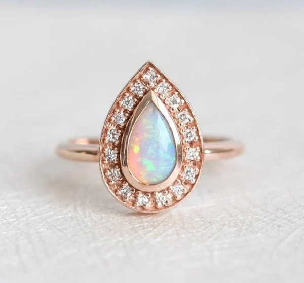 Capucinne Denise Opal Ring Rose Gold