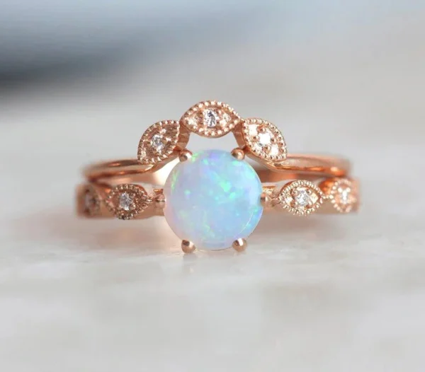Capucinne India Round Opal Ring Rose Gold