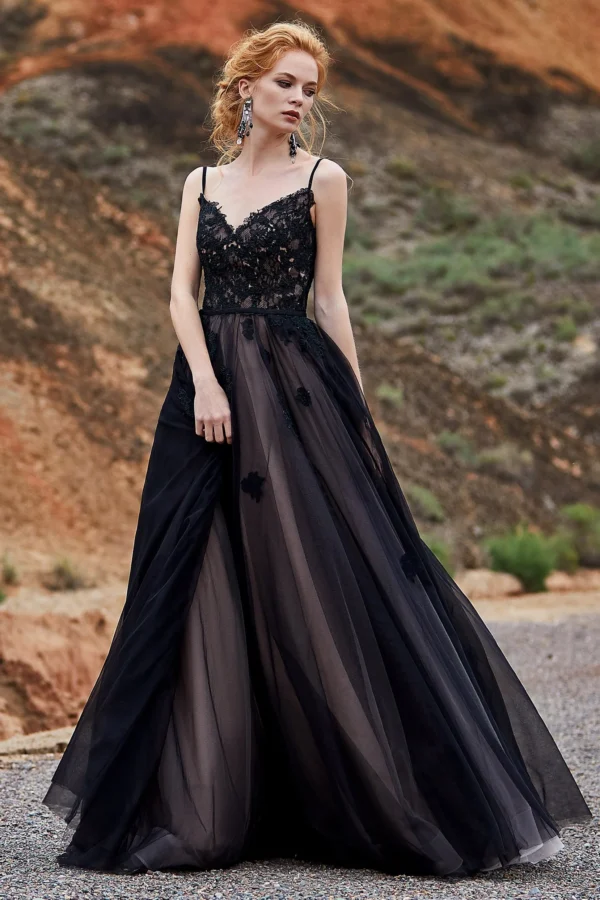 Cocomelody A-Line Sweep Train Tulle Lace Gothic Wedding Dress