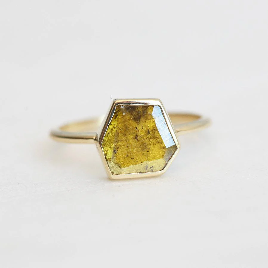 Capucinne Marigold Yellow Diamond Ring