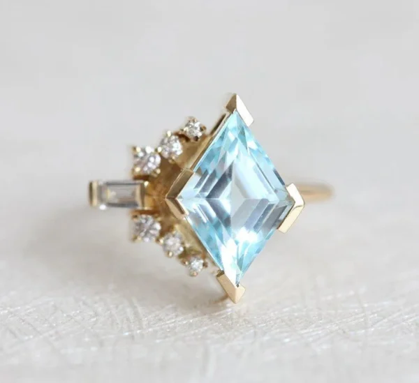 Capucinne Mia Kite Aquamarine Diamond Cluster Ring