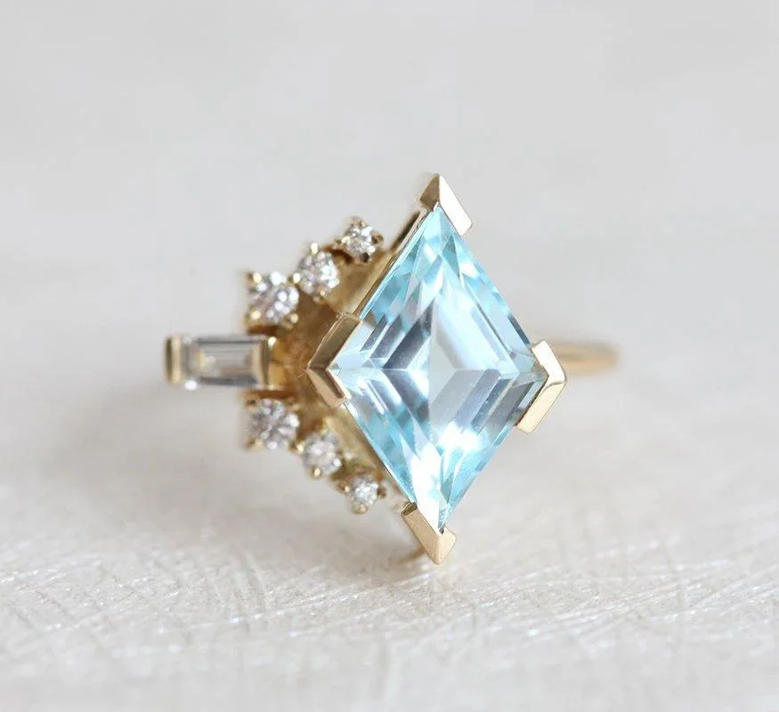 Capucinne Mia Kite Aquamarine Diamond Cluster Ring