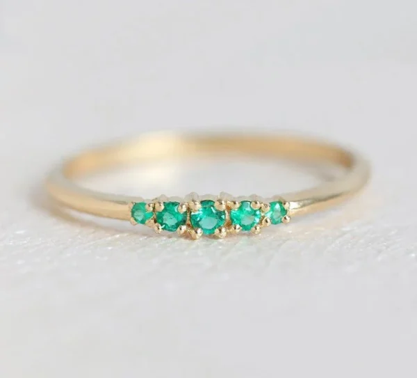 Capucinne Monroe Ring Emerald
