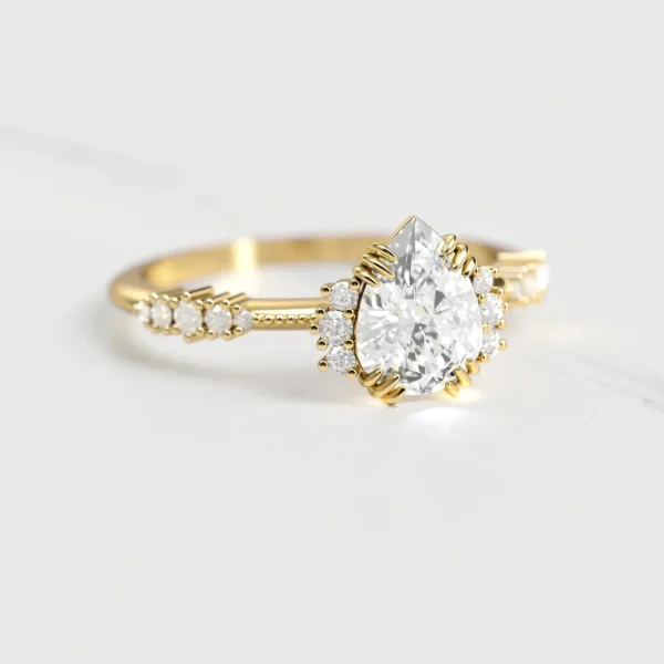 Capucinne Pear Cluster Diamond Ring