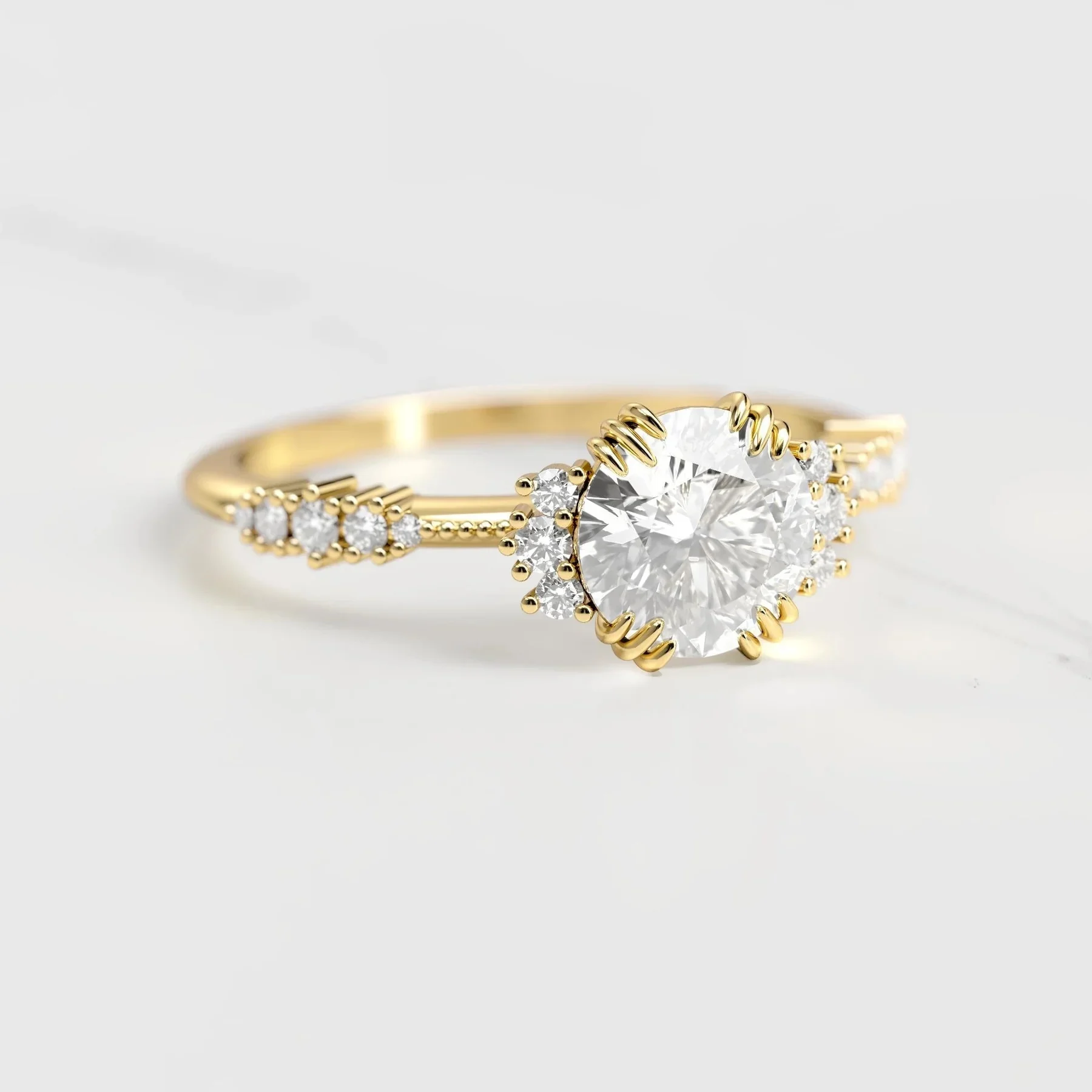 Capucinne Round Cluster Diamond Ring Alt
