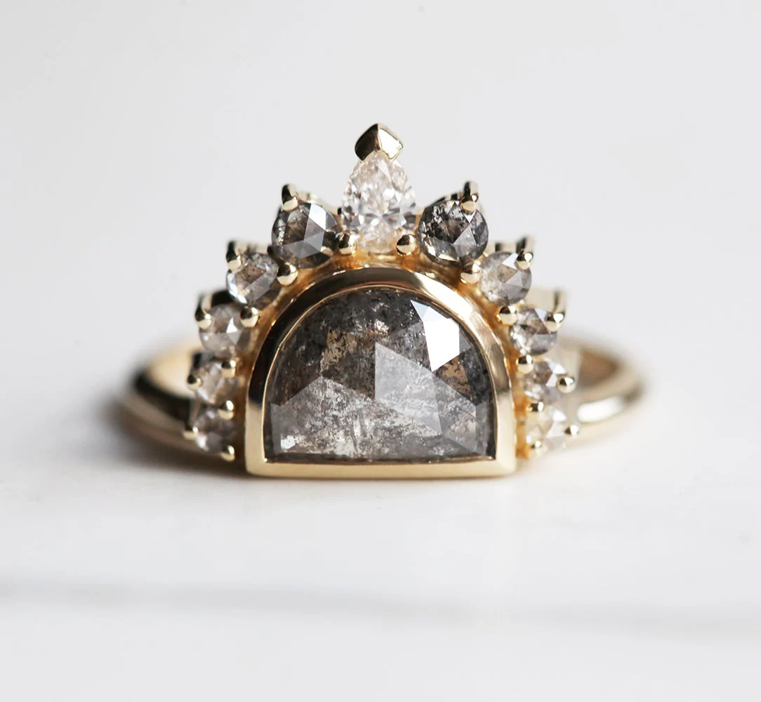 Capucinne Sunrise Salt & Pepper Diamond Ring
