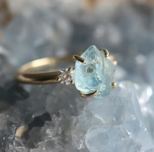 Capucinne Tina Raw Blue Topaz Ring