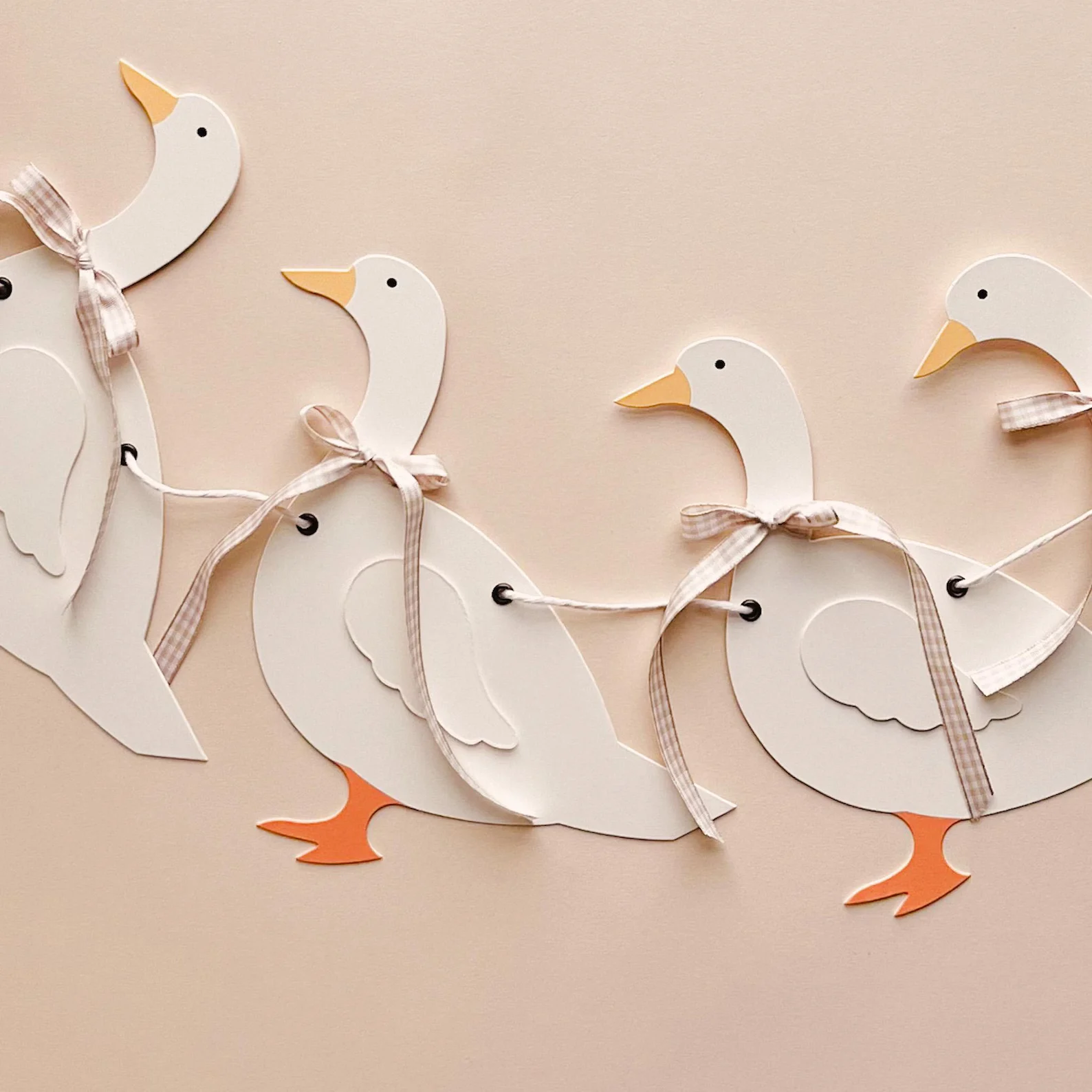 Goose Baby Shower Decoration
