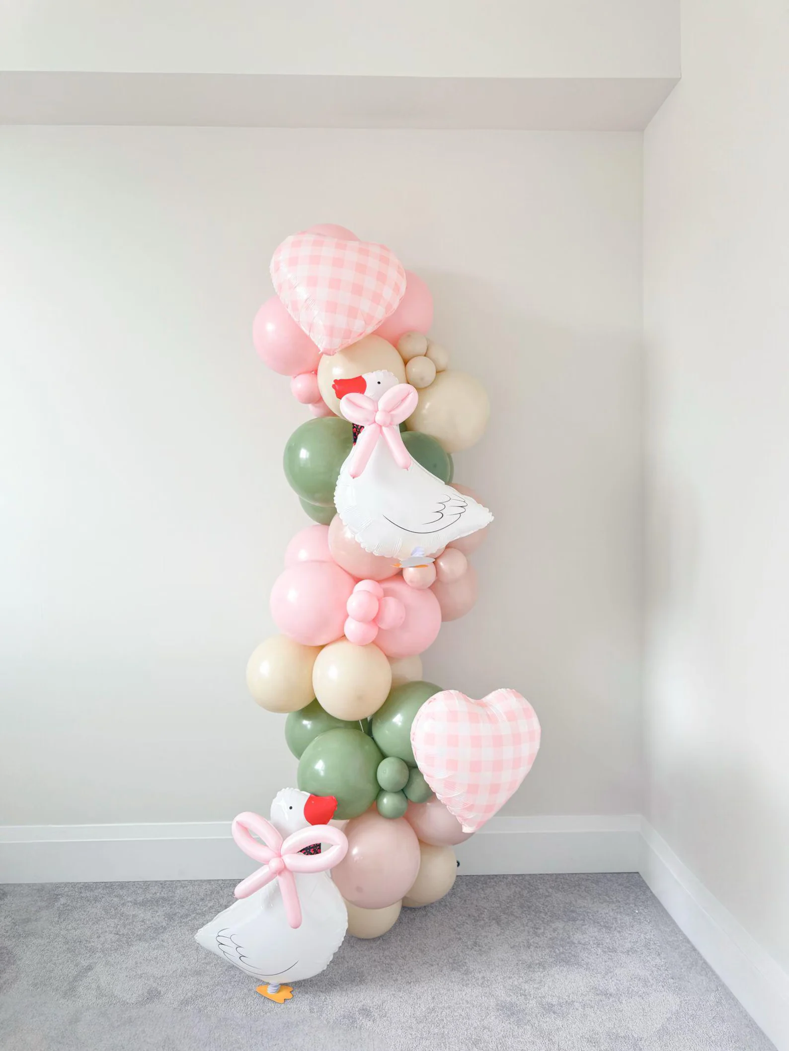 Silly Goose Balloon Garland