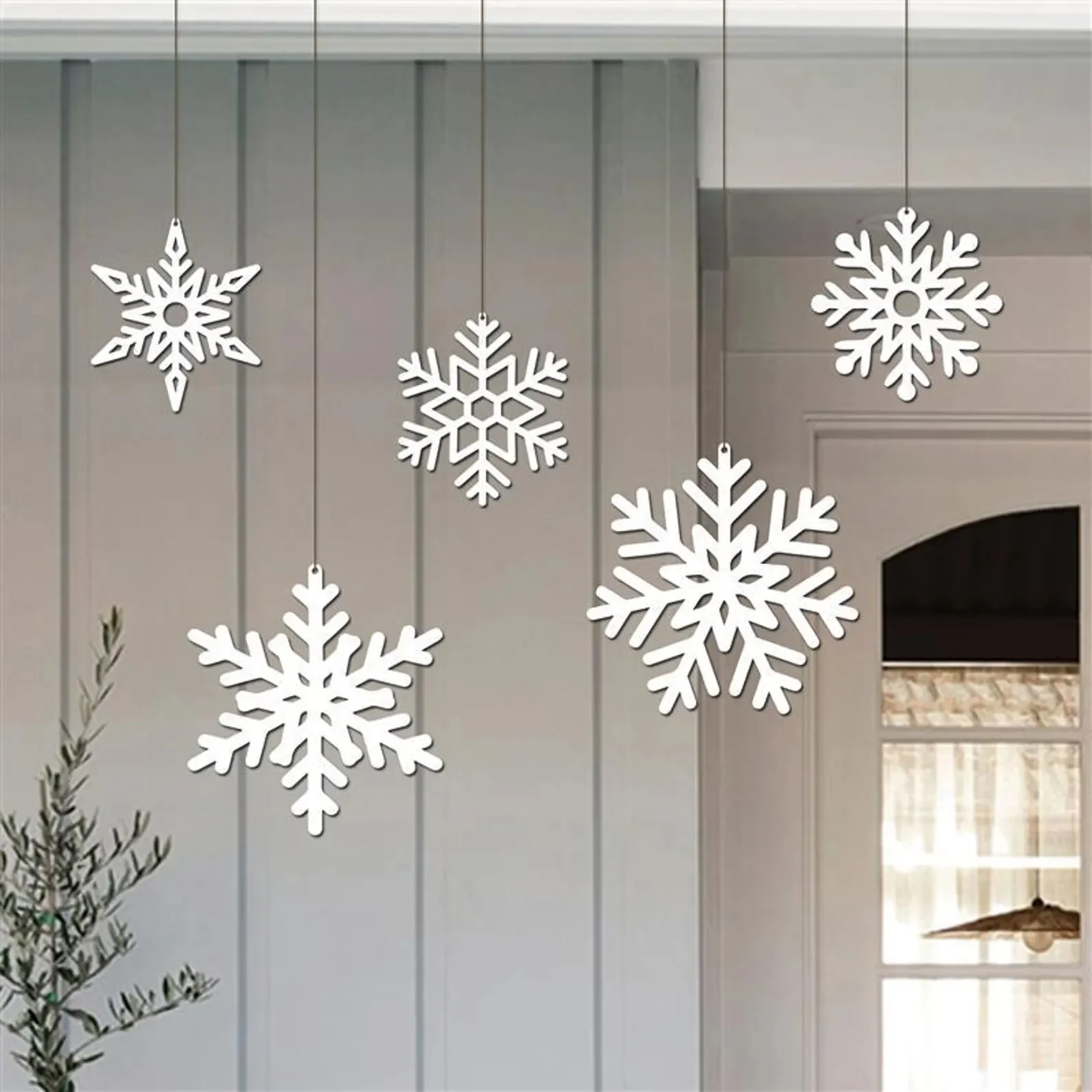 Set of 5 Metal Snowflakes