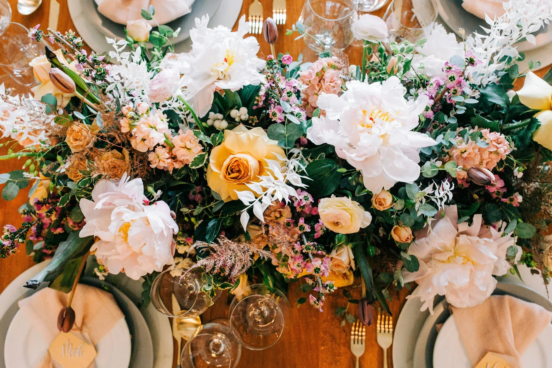Beautiful floral centerpiece for wedding
